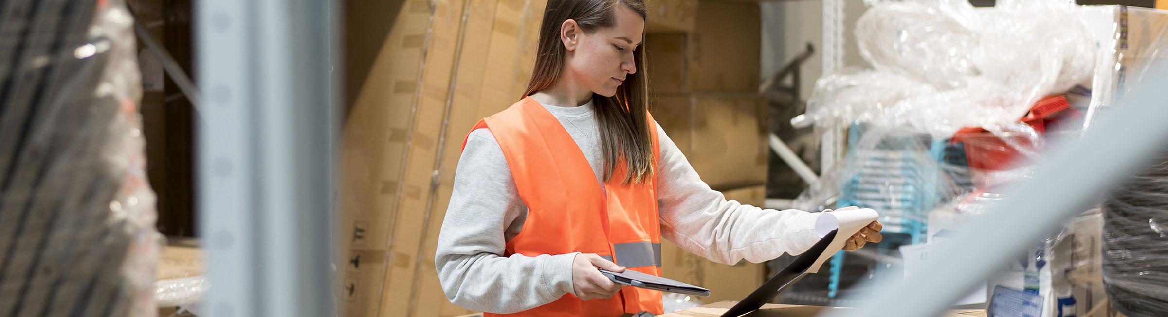 Un préparateur de commande en contrat CDD.